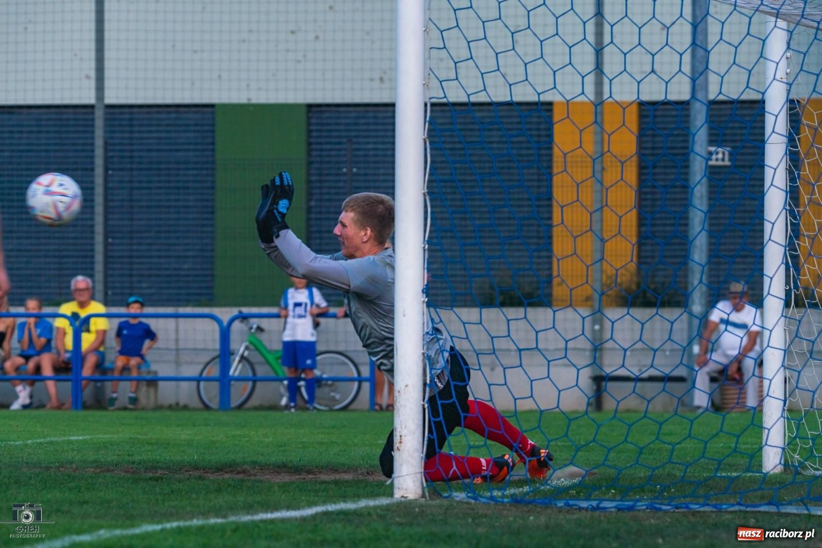Zdjęcie w galerii na portalu naszraciborz.pl: Puchar Polski. Zagrali równo. Unia ma awans, a Markowice... wiadomości z regionu
