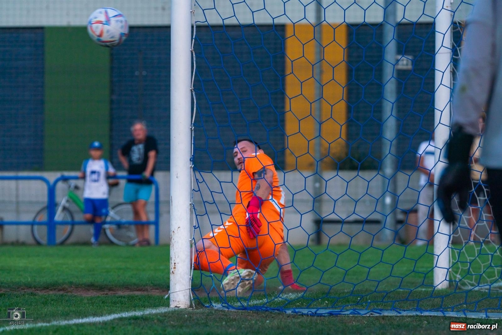 Zdjęcie w galerii na portalu naszraciborz.pl: Puchar Polski. Zagrali równo. Unia ma awans, a Markowice... wiadomości z regionu