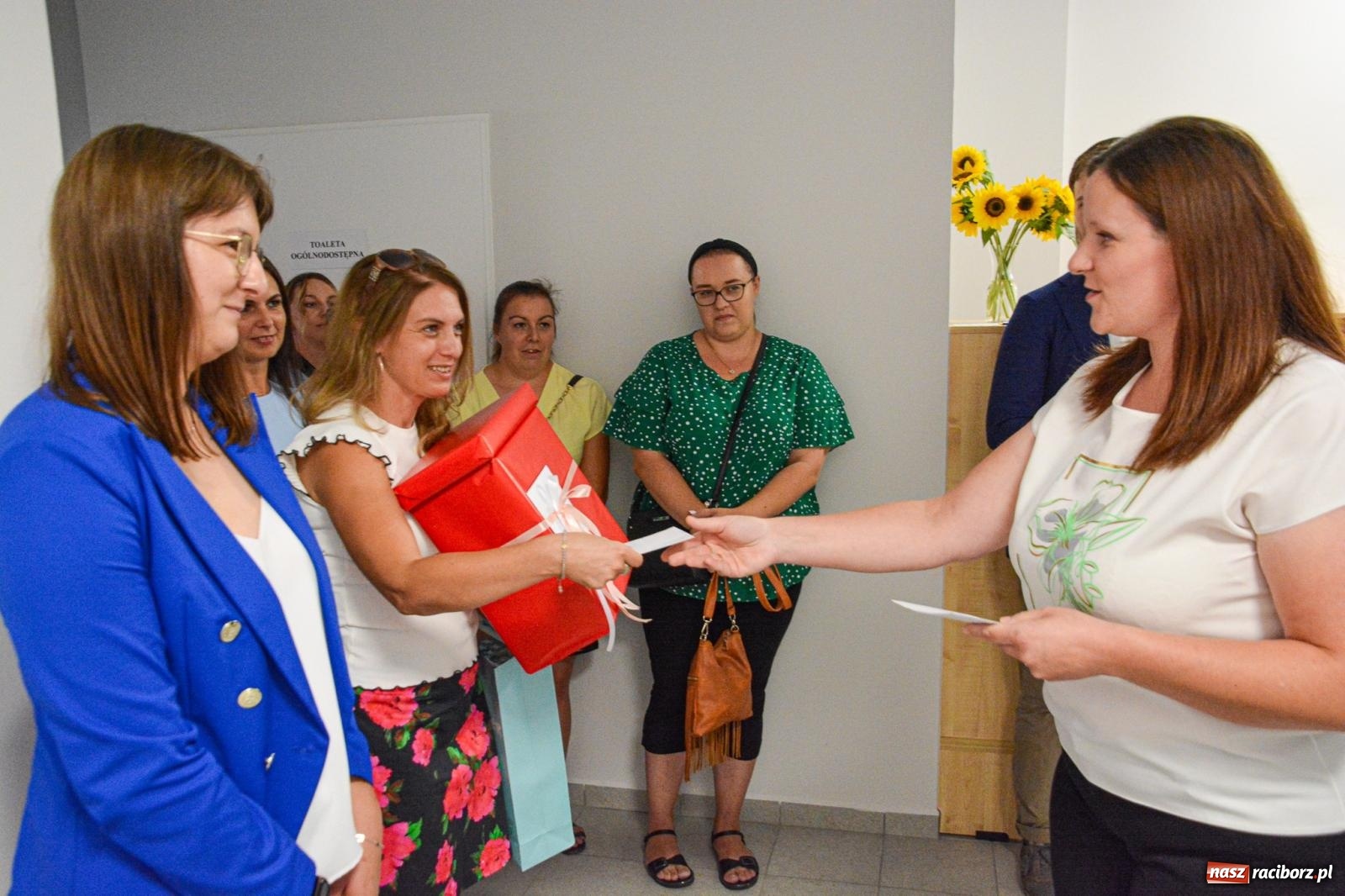 Zdjęcie w galerii na portalu naszraciborz.pl: Fundacja Omeny Mensah wsparła przedszkole w Brzeźnicy wiadomości z regionu