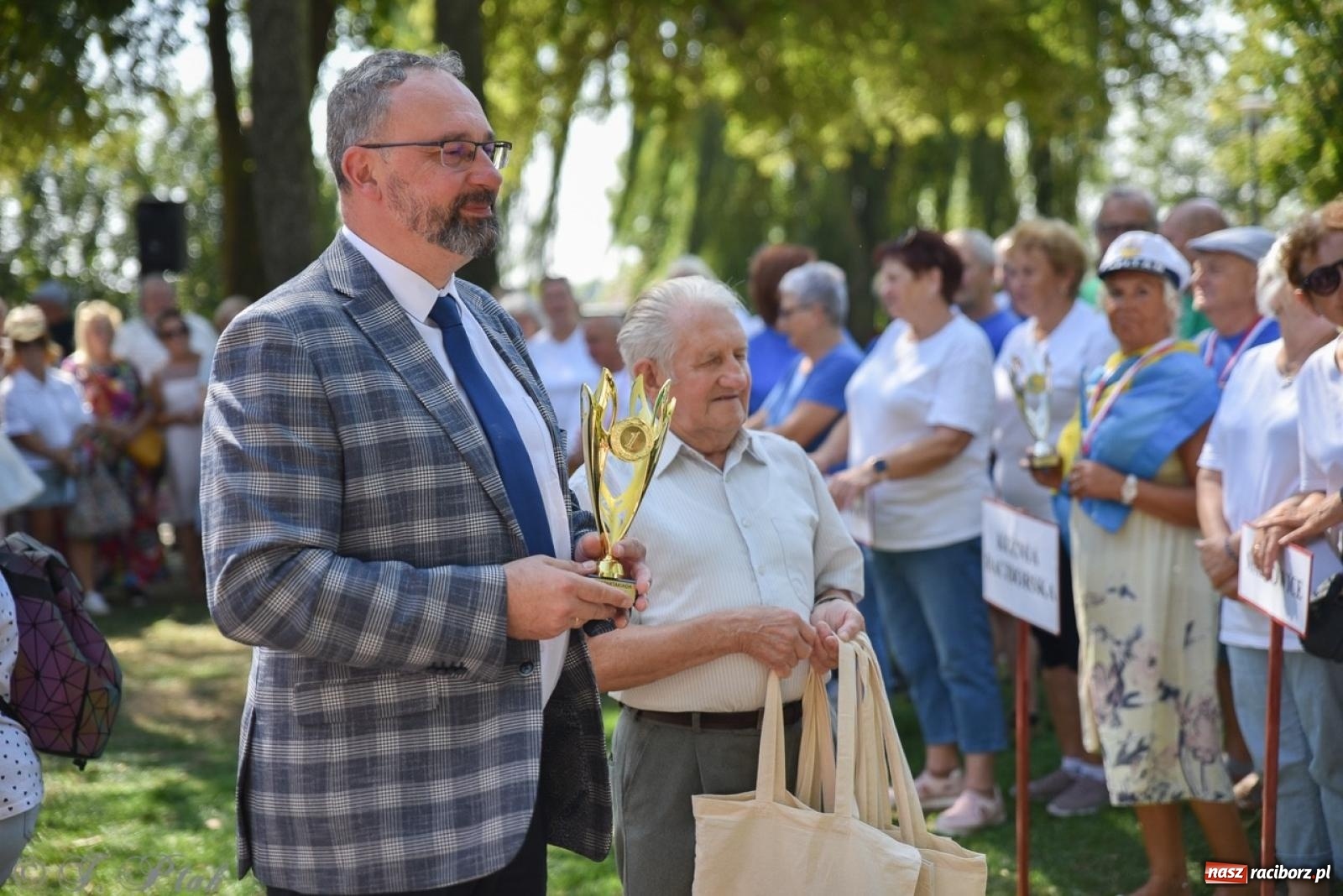 Zdjęcie w galerii na portalu naszraciborz.pl: Spartakiada Seniorów Powiatu Raciborskiego po raz czwarty na Kampingu Obora [FOTO i WIDEO] wiadomości z regionu