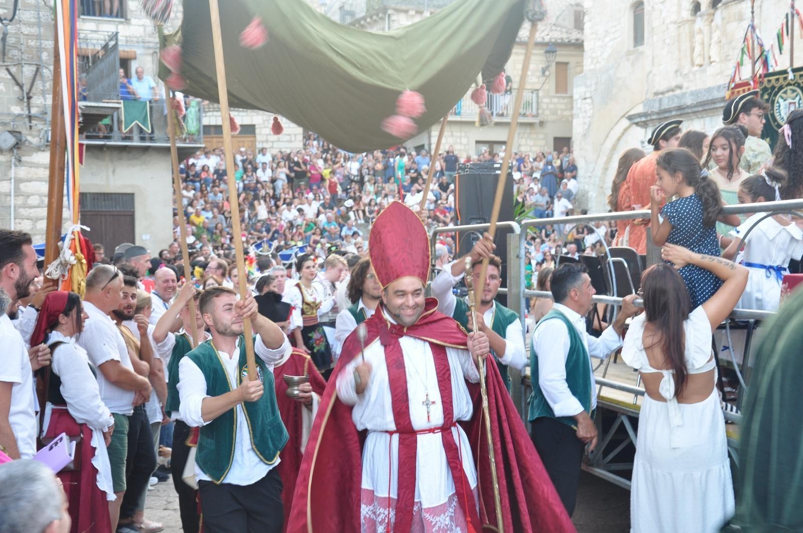 Zdjęcie w galerii na portalu naszraciborz.pl: Setny zagraniczny wyjazd zespołu Raciborzanie. Tym razem celem Sycylia wiadomości z regionu