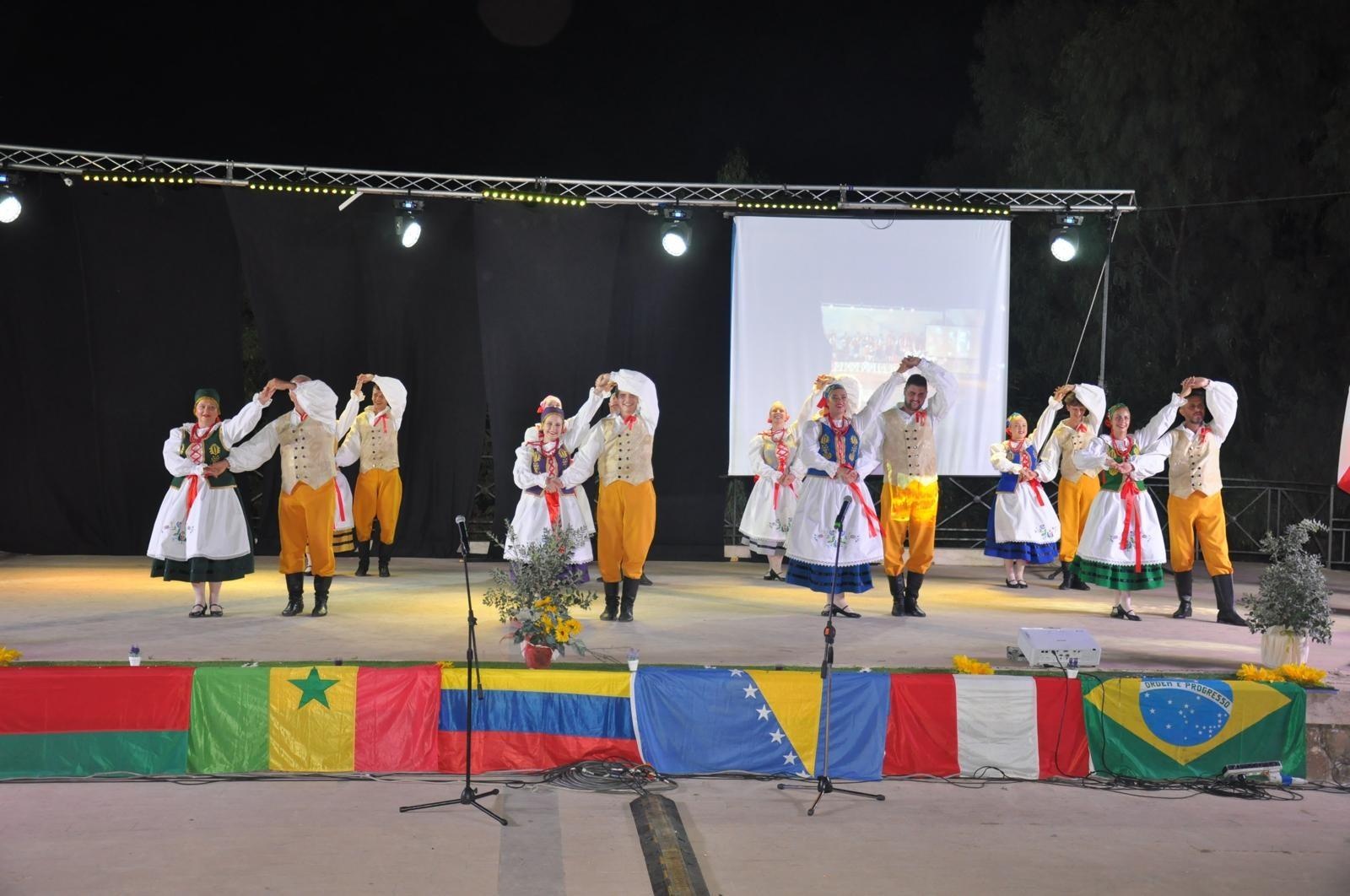 Zdjęcie w galerii na portalu naszraciborz.pl: Setny zagraniczny wyjazd zespołu Raciborzanie. Tym razem celem Sycylia wiadomości z regionu