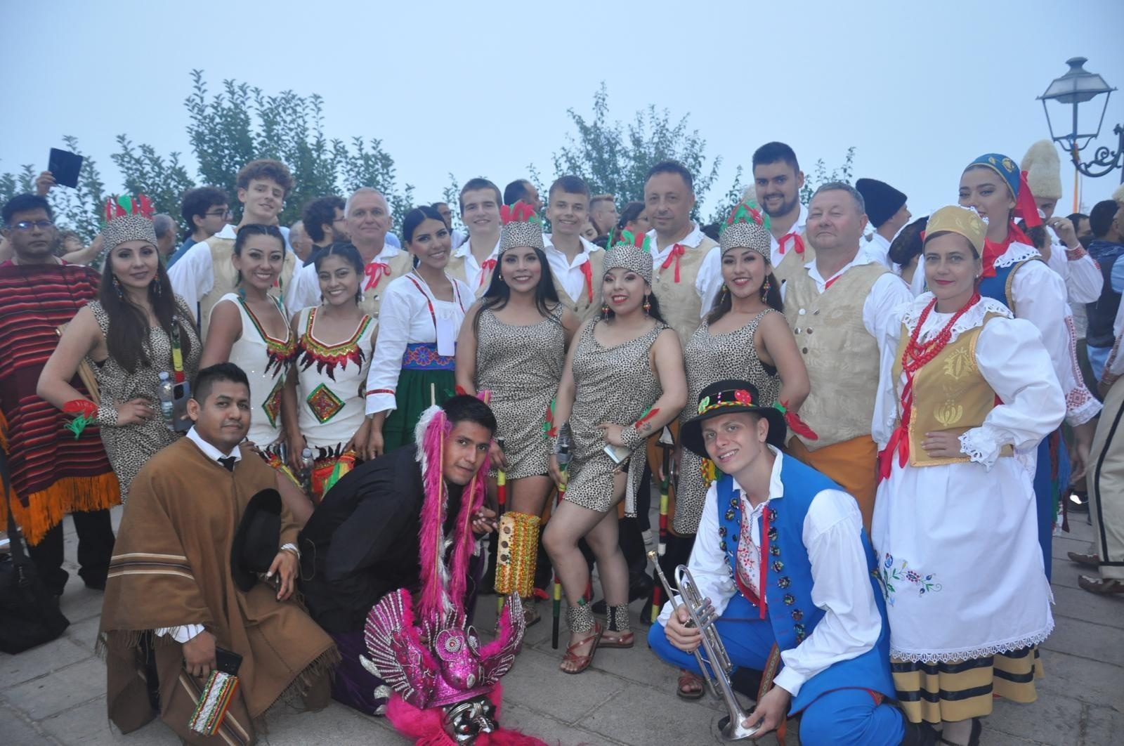 Zdjęcie w galerii na portalu naszraciborz.pl: Setny zagraniczny wyjazd zespołu Raciborzanie. Tym razem celem Sycylia wiadomości z regionu