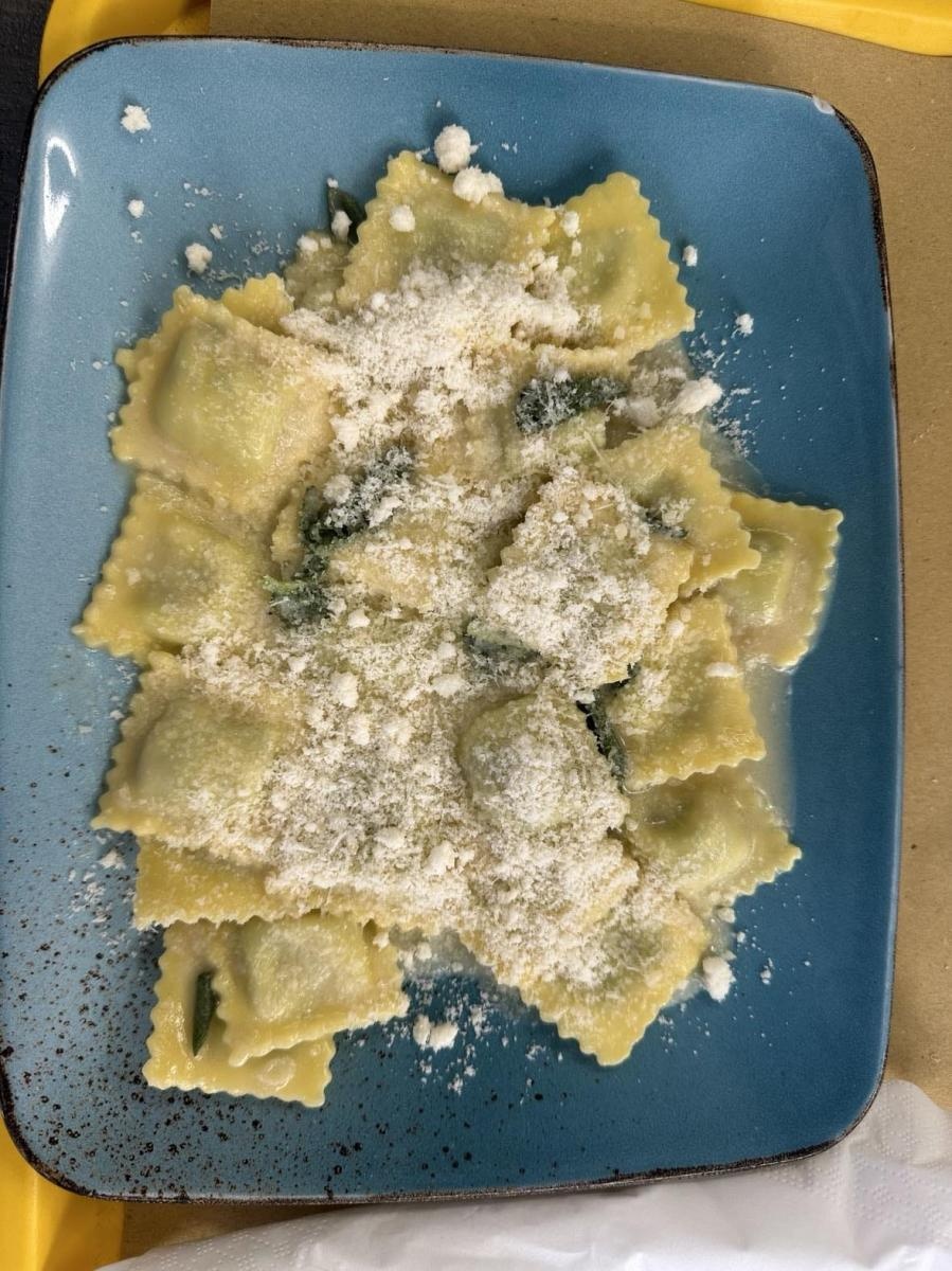 Zdjęcie w galerii na portalu naszraciborz.pl: Setny zagraniczny wyjazd zespołu Raciborzanie. Tym razem celem Sycylia wiadomości z regionu