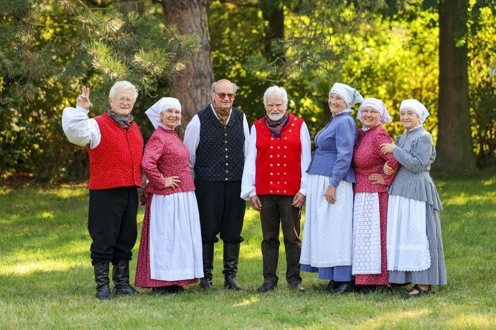 Zdjęcie w galerii na portalu naszraciborz.pl: Uroczyste obchody 70-lecia Zespołu Pieśni i Tańca Strzecha im. Joli Rymszy wiadomości z regionu