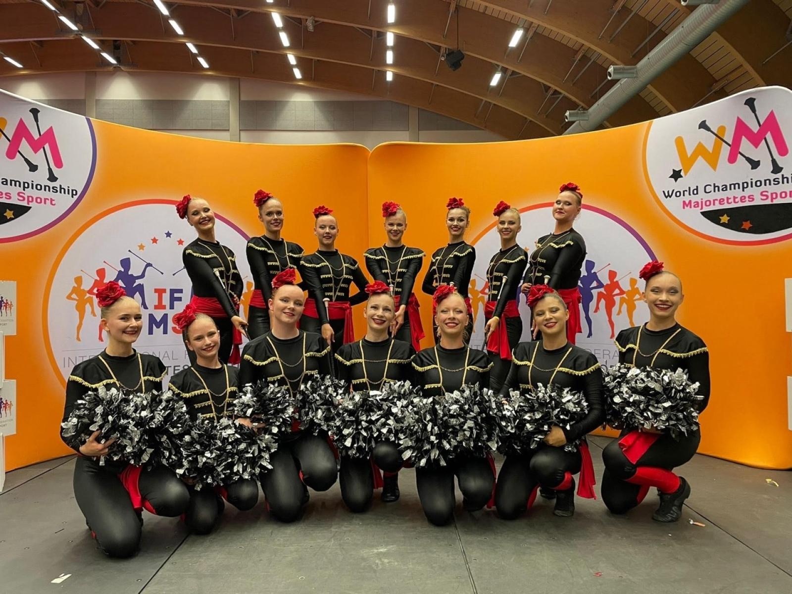 Zdjęcie w galerii na portalu naszraciborz.pl: Mażoretki ZARA Mistrzem Świata wiadomości z regionu