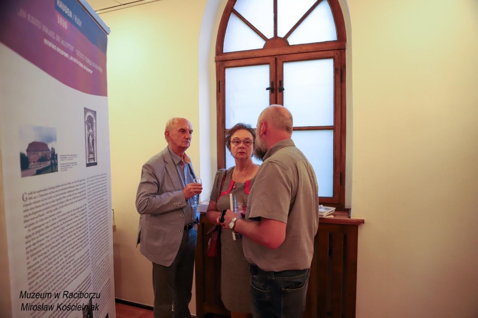 Zdjęcie w galerii na portalu naszraciborz.pl: Zmierzch klasztorów. W Muzeum otwarto nową wystawę wiadomości z regionu