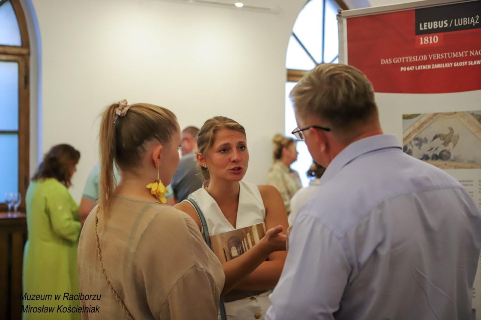 Zdjęcie w galerii na portalu naszraciborz.pl: Zmierzch klasztorów. W Muzeum otwarto nową wystawę wiadomości z regionu