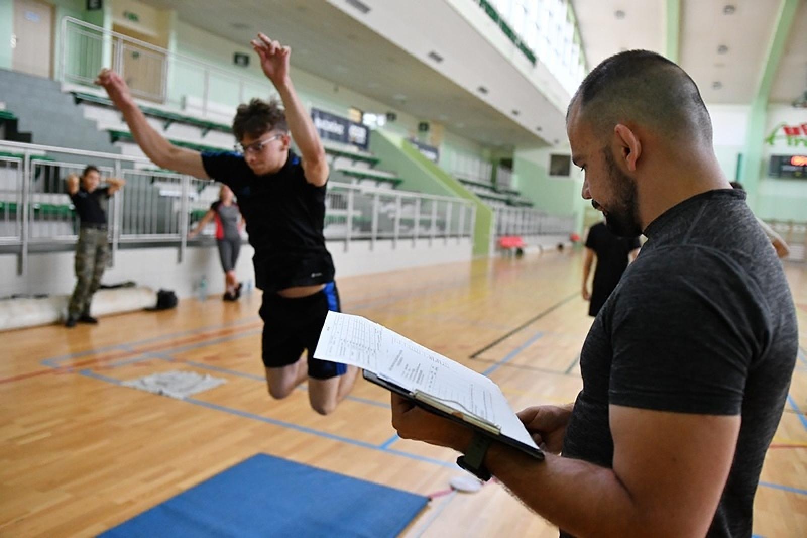 Zdjęcie w galerii na portalu naszraciborz.pl: II etap postępowania kwalifikacyjnego w Śląskim Oddziale SG wiadomości z regionu