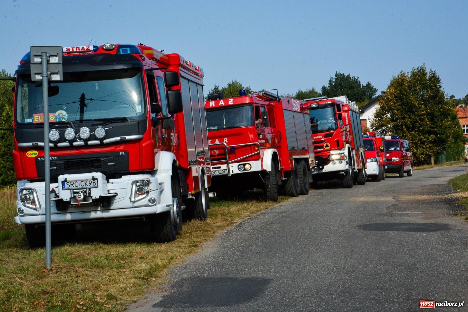 Zdjęcie w galerii na portalu naszraciborz.pl: Dożynki Gminy Kuźnia Raciborska: Festiwal tradycji i kultury ponad granicami wiadomości z regionu