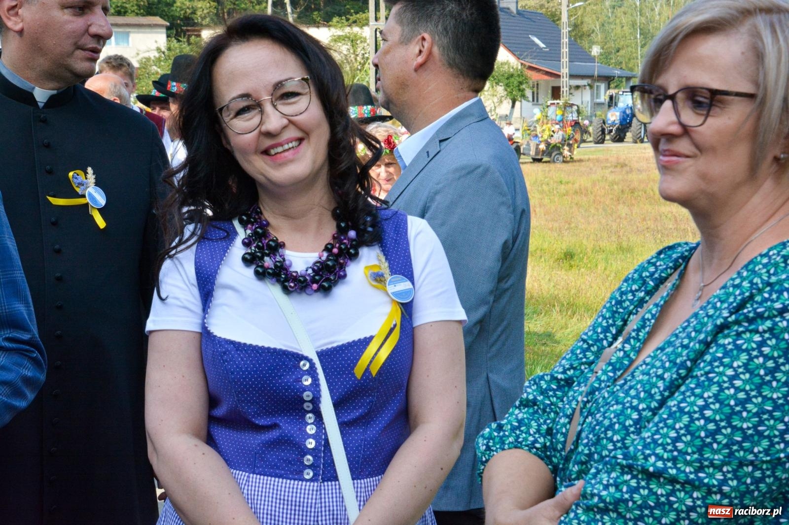 Zdjęcie w galerii na portalu naszraciborz.pl: Dożynki Gminy Kuźnia Raciborska: Festiwal tradycji i kultury ponad granicami wiadomości z regionu