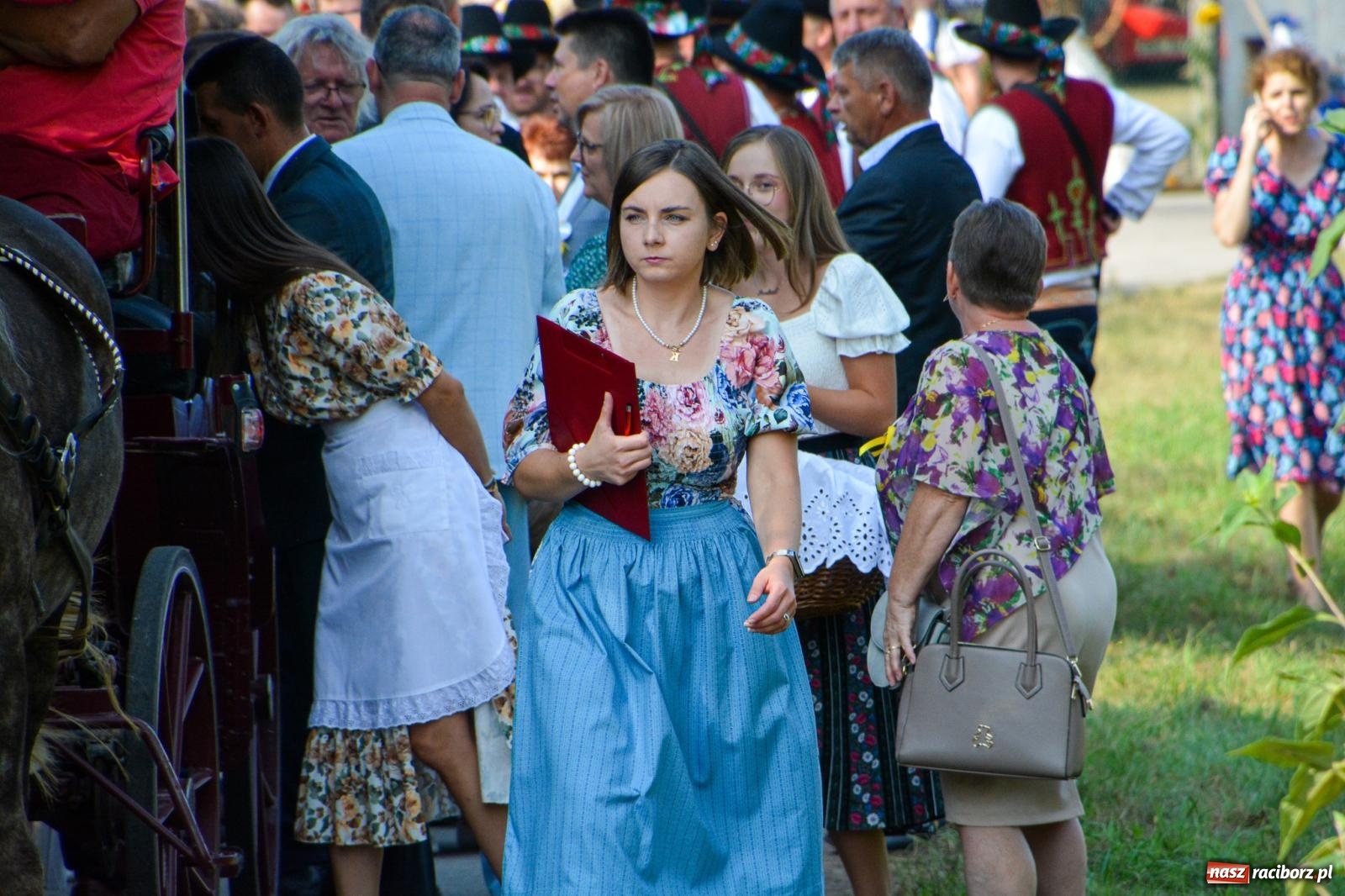 Zdjęcie w galerii na portalu naszraciborz.pl: Dożynki Gminy Kuźnia Raciborska: Festiwal tradycji i kultury ponad granicami wiadomości z regionu