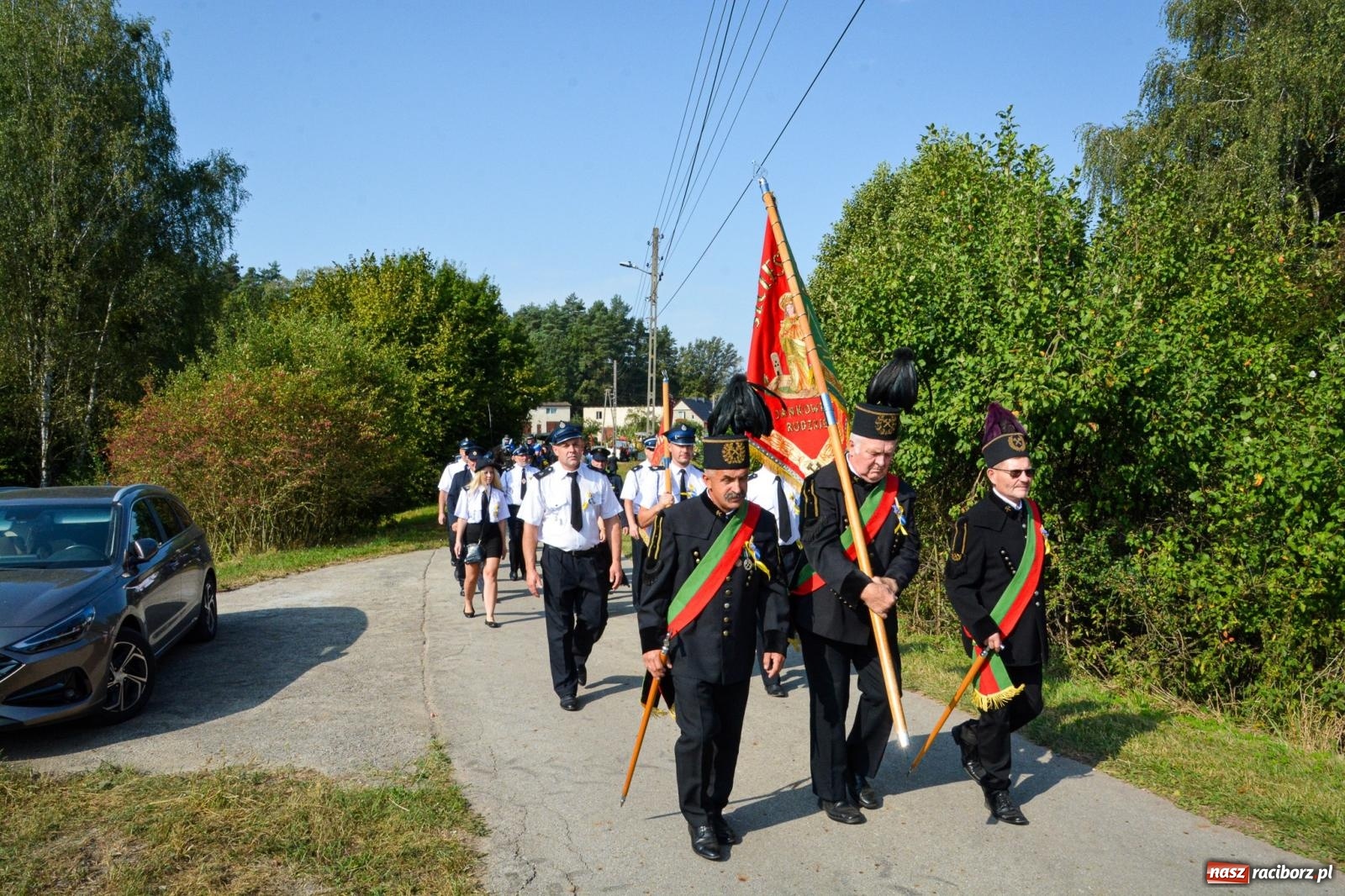 Zdjęcie w galerii na portalu naszraciborz.pl: Dożynki Gminy Kuźnia Raciborska: Festiwal tradycji i kultury ponad granicami wiadomości z regionu