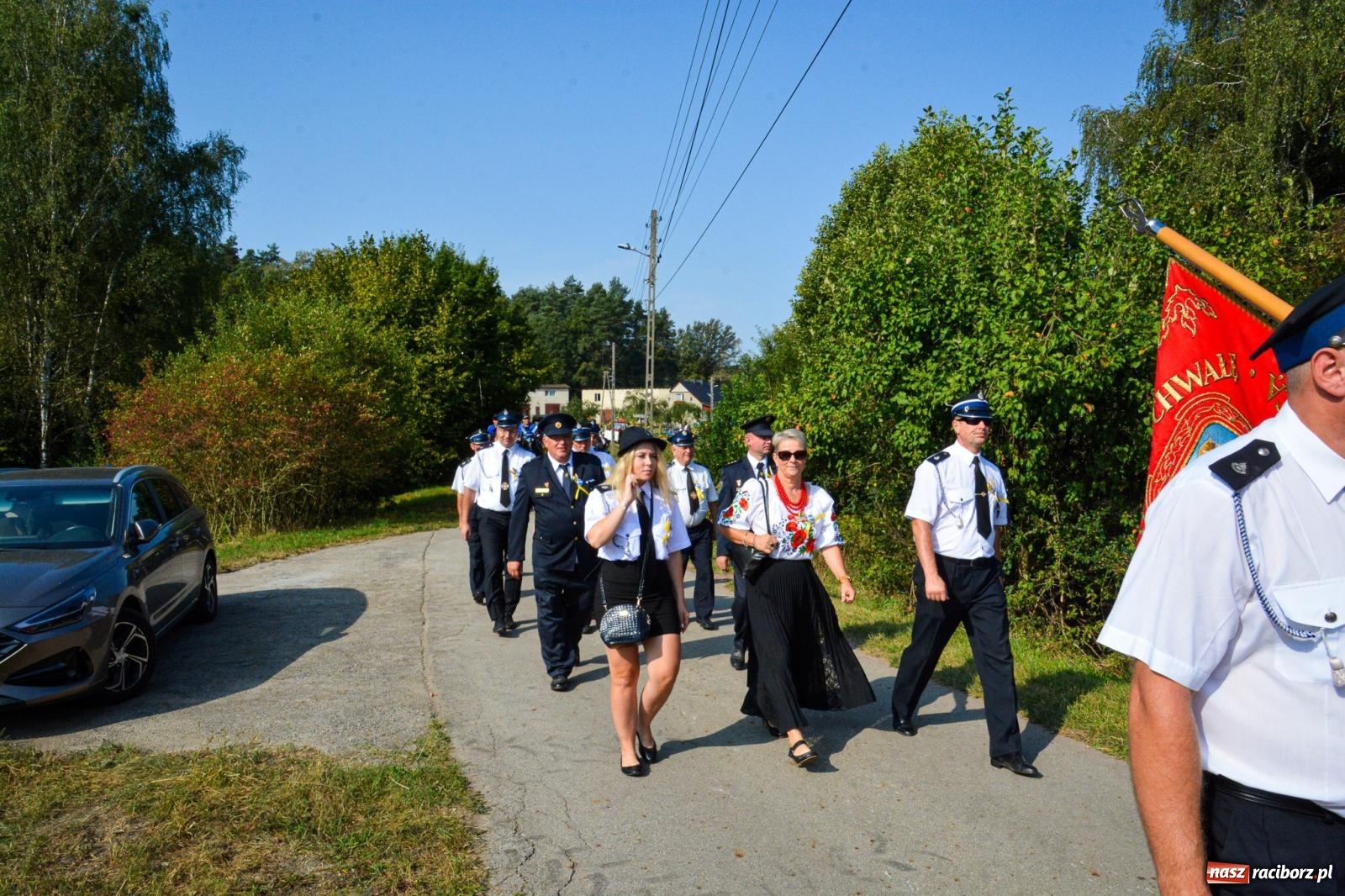 Zdjęcie w galerii na portalu naszraciborz.pl: Dożynki Gminy Kuźnia Raciborska: Festiwal tradycji i kultury ponad granicami wiadomości z regionu