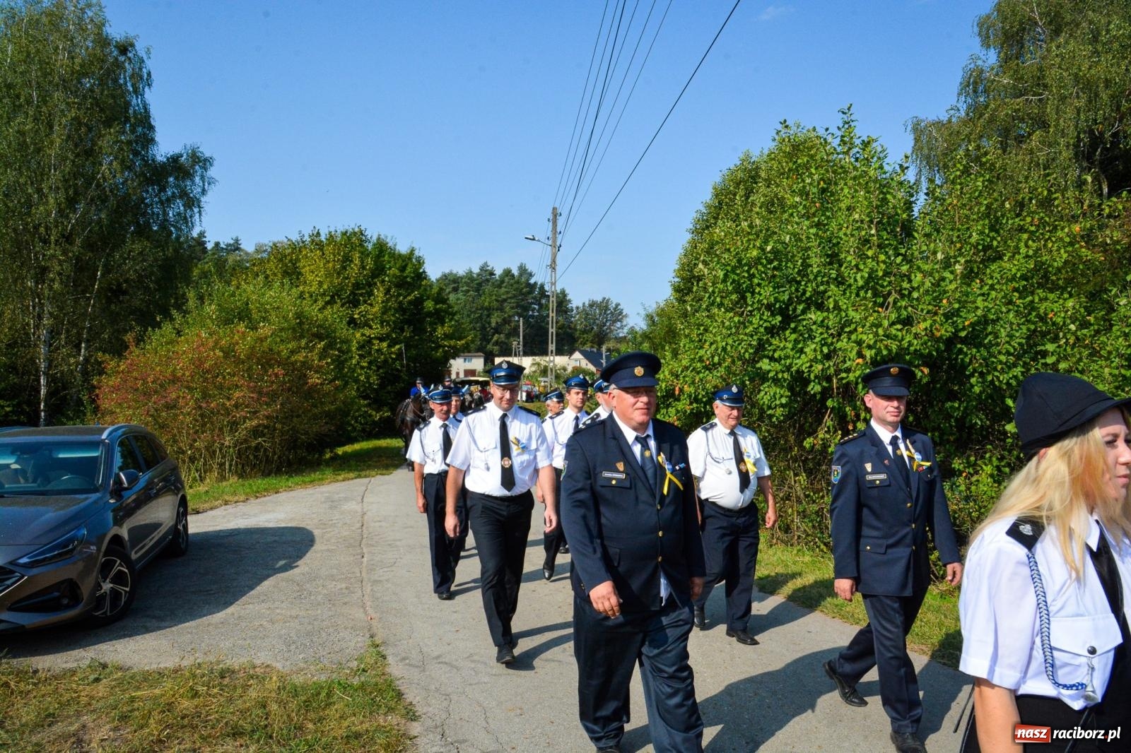 Zdjęcie w galerii na portalu naszraciborz.pl: Dożynki Gminy Kuźnia Raciborska: Festiwal tradycji i kultury ponad granicami wiadomości z regionu