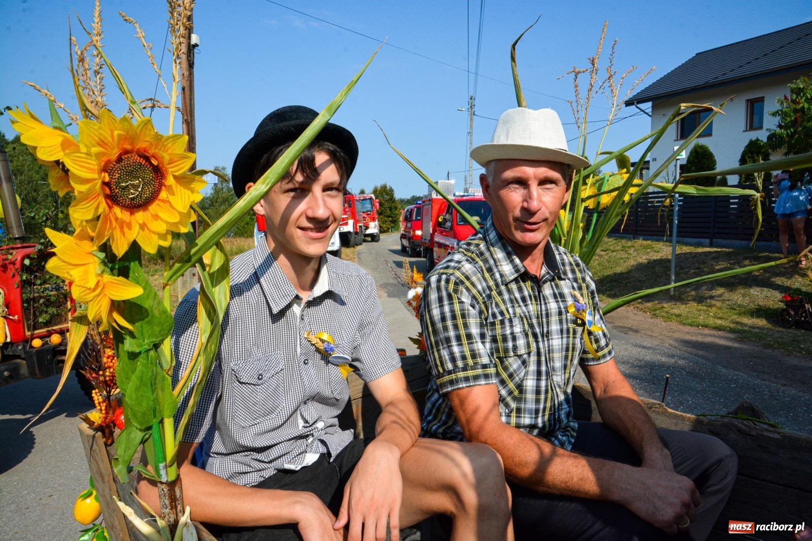 Zdjęcie w galerii na portalu naszraciborz.pl: Dożynki Gminy Kuźnia Raciborska: Festiwal tradycji i kultury ponad granicami wiadomości z regionu