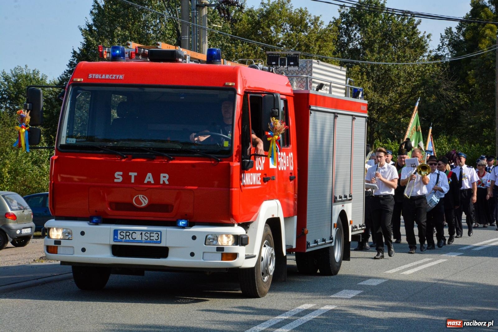 Zdjęcie w galerii na portalu naszraciborz.pl: Dożynki Gminy Kuźnia Raciborska: Festiwal tradycji i kultury ponad granicami wiadomości z regionu
