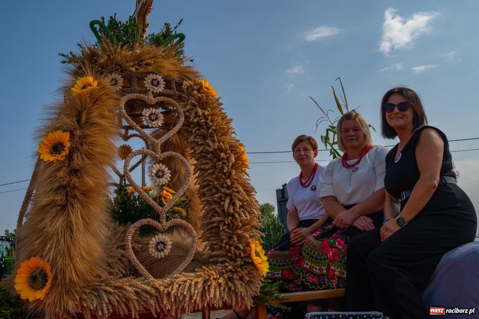Zdjęcie w galerii na portalu naszraciborz.pl: Wielkie święto w niewielkich Żerdzinach. Dożynki gminy Pietrowice Wielkie [FOTO i WIDEO] wiadomości z regionu