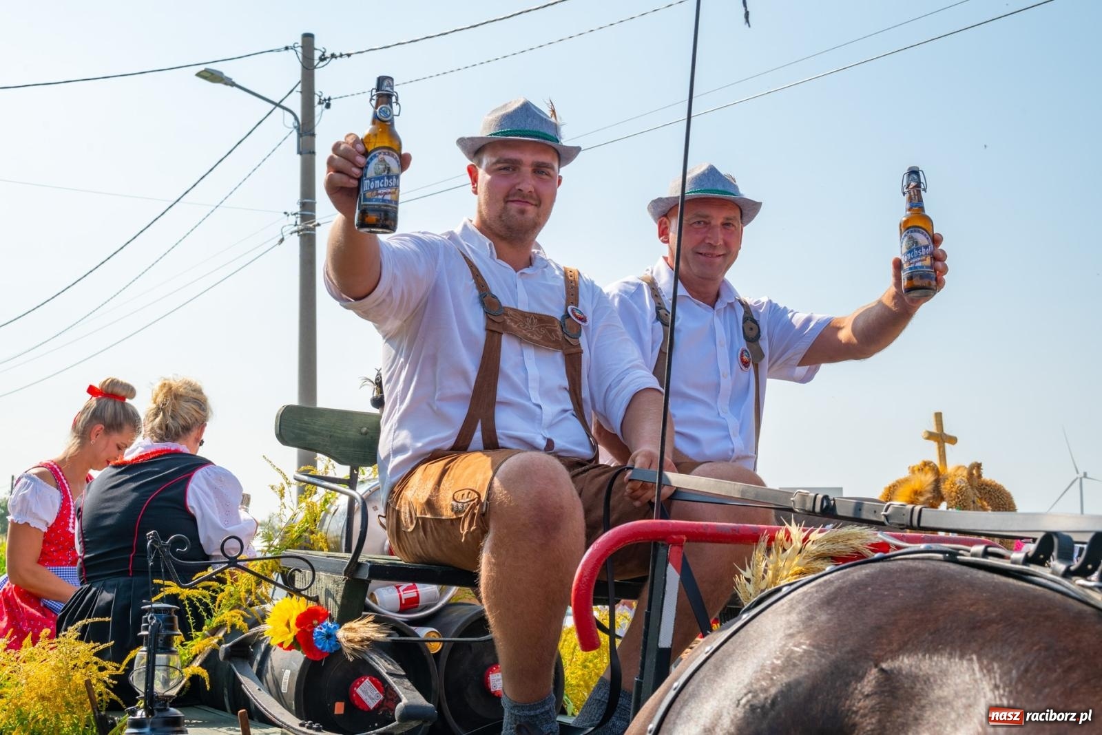 Zdjęcie w galerii na portalu naszraciborz.pl: Wielkie święto w niewielkich Żerdzinach. Dożynki gminy Pietrowice Wielkie [FOTO i WIDEO] wiadomości z regionu