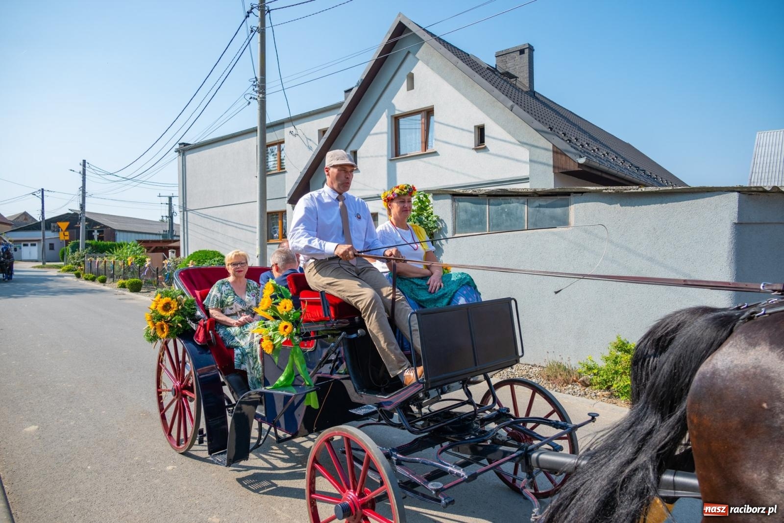 Zdjęcie w galerii na portalu naszraciborz.pl: Wielkie święto w niewielkich Żerdzinach. Dożynki gminy Pietrowice Wielkie [FOTO i WIDEO] wiadomości z regionu