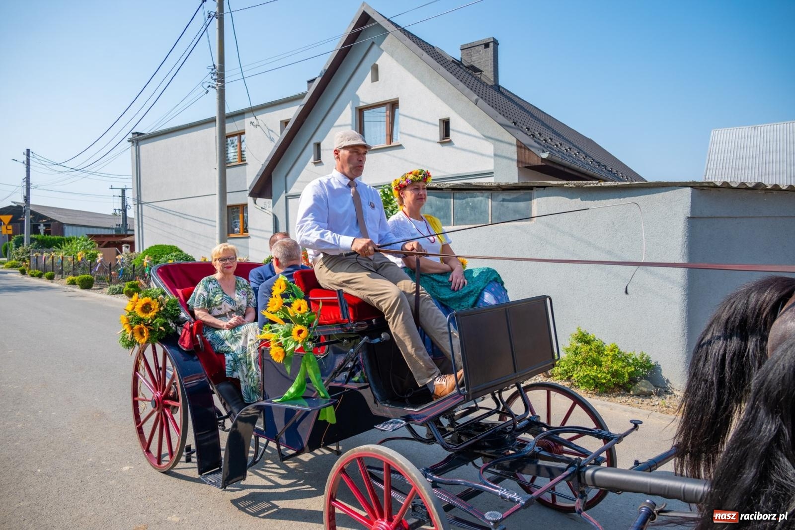 Zdjęcie w galerii na portalu naszraciborz.pl: Wielkie święto w niewielkich Żerdzinach. Dożynki gminy Pietrowice Wielkie [FOTO i WIDEO] wiadomości z regionu