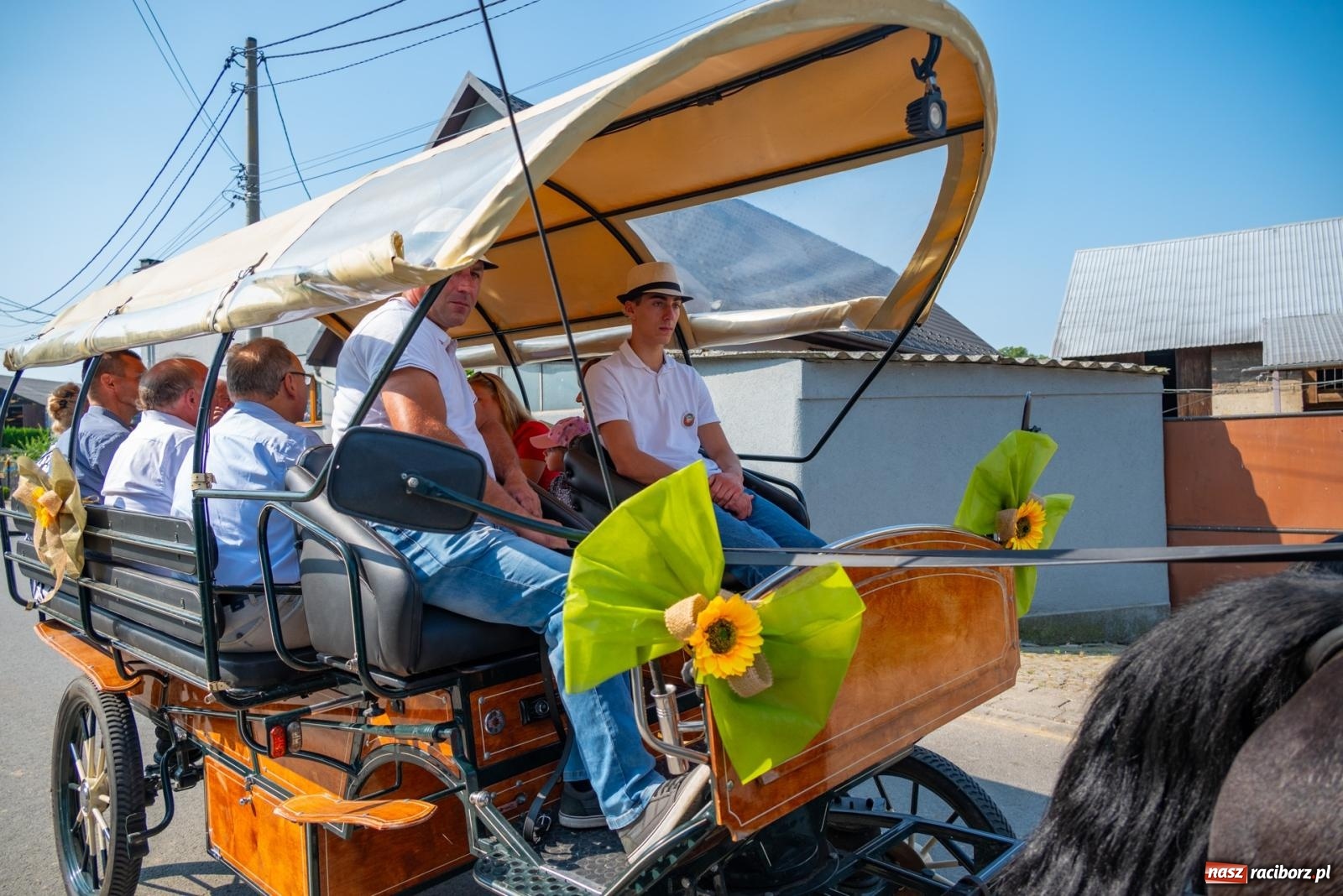 Zdjęcie w galerii na portalu naszraciborz.pl: Wielkie święto w niewielkich Żerdzinach. Dożynki gminy Pietrowice Wielkie [FOTO i WIDEO] wiadomości z regionu