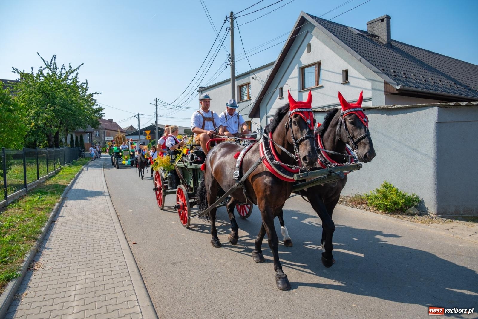 Zdjęcie w galerii na portalu naszraciborz.pl: Wielkie święto w niewielkich Żerdzinach. Dożynki gminy Pietrowice Wielkie [FOTO i WIDEO] wiadomości z regionu