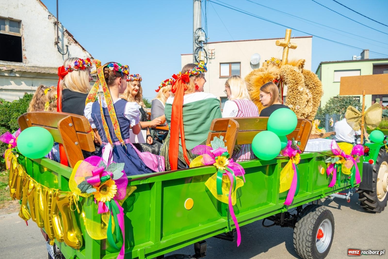 Zdjęcie w galerii na portalu naszraciborz.pl: Wielkie święto w niewielkich Żerdzinach. Dożynki gminy Pietrowice Wielkie [FOTO i WIDEO] wiadomości z regionu