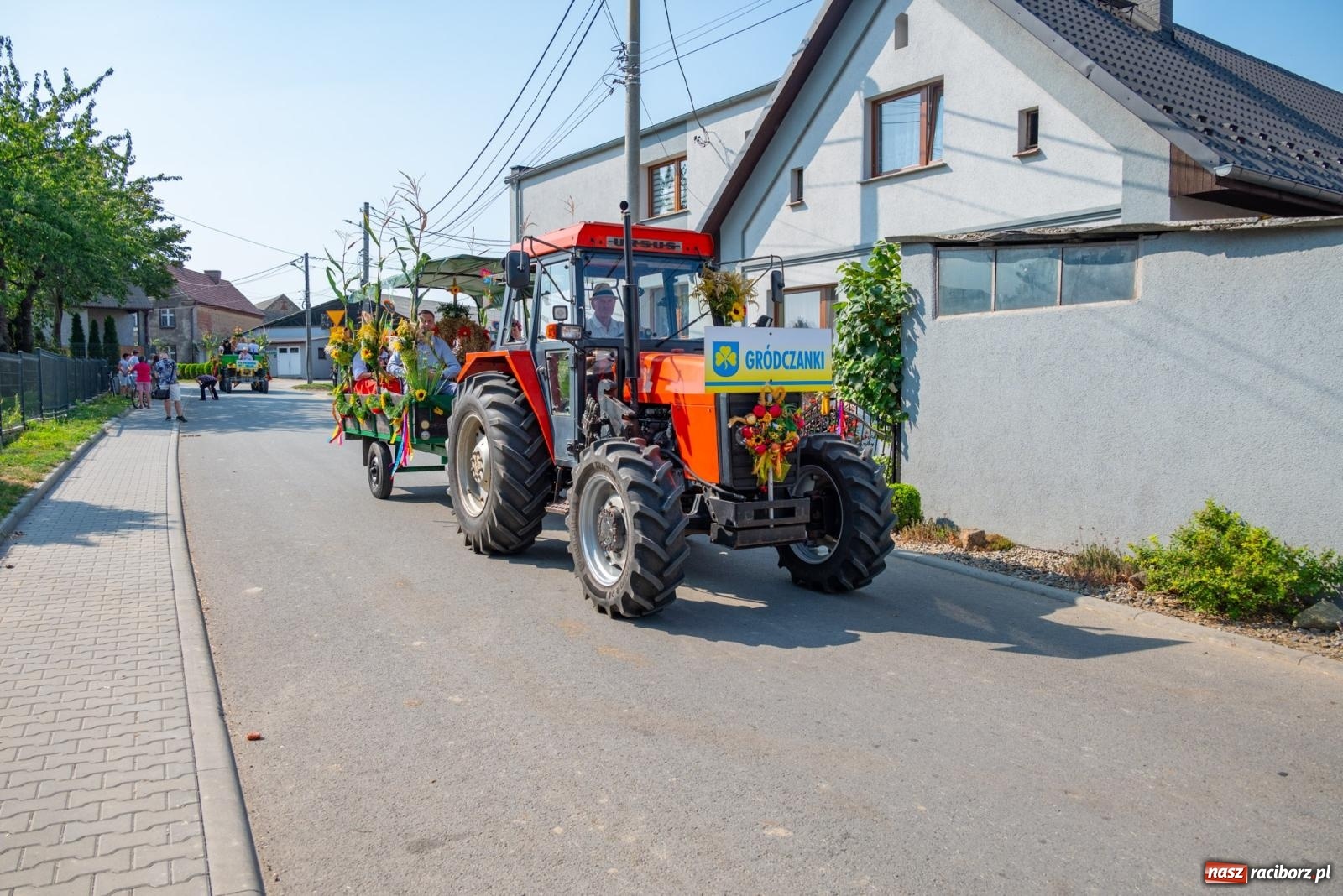 Zdjęcie w galerii na portalu naszraciborz.pl: Wielkie święto w niewielkich Żerdzinach. Dożynki gminy Pietrowice Wielkie [FOTO i WIDEO] wiadomości z regionu