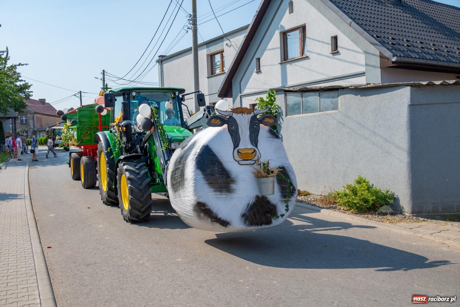 Zdjęcie w galerii na portalu naszraciborz.pl: Wielkie święto w niewielkich Żerdzinach. Dożynki gminy Pietrowice Wielkie [FOTO i WIDEO] wiadomości z regionu