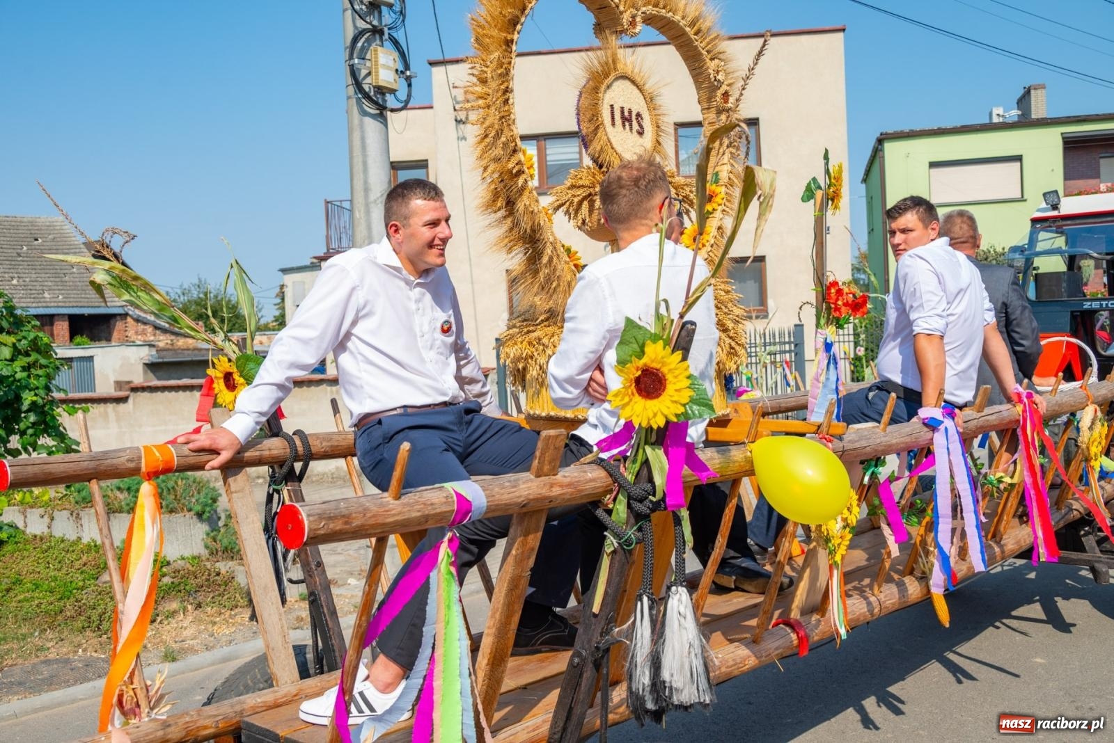Zdjęcie w galerii na portalu naszraciborz.pl: Wielkie święto w niewielkich Żerdzinach. Dożynki gminy Pietrowice Wielkie [FOTO i WIDEO] wiadomości z regionu