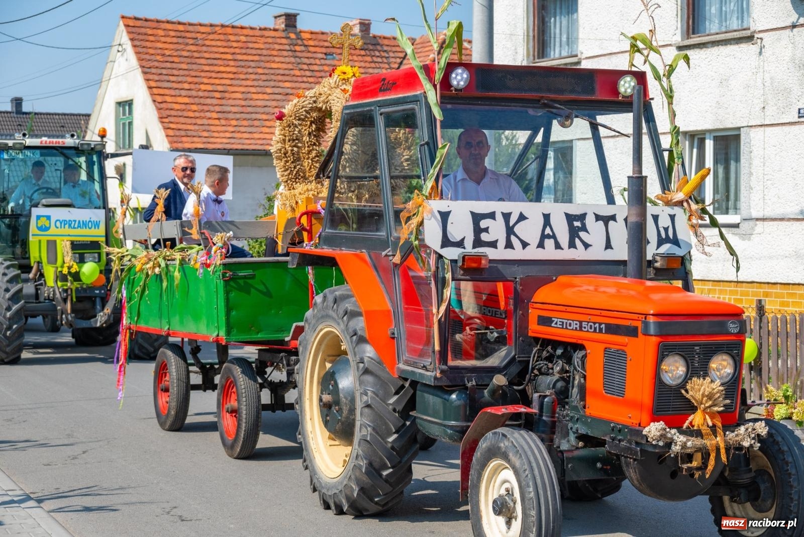 Zdjęcie w galerii na portalu naszraciborz.pl: Wielkie święto w niewielkich Żerdzinach. Dożynki gminy Pietrowice Wielkie [FOTO i WIDEO] wiadomości z regionu