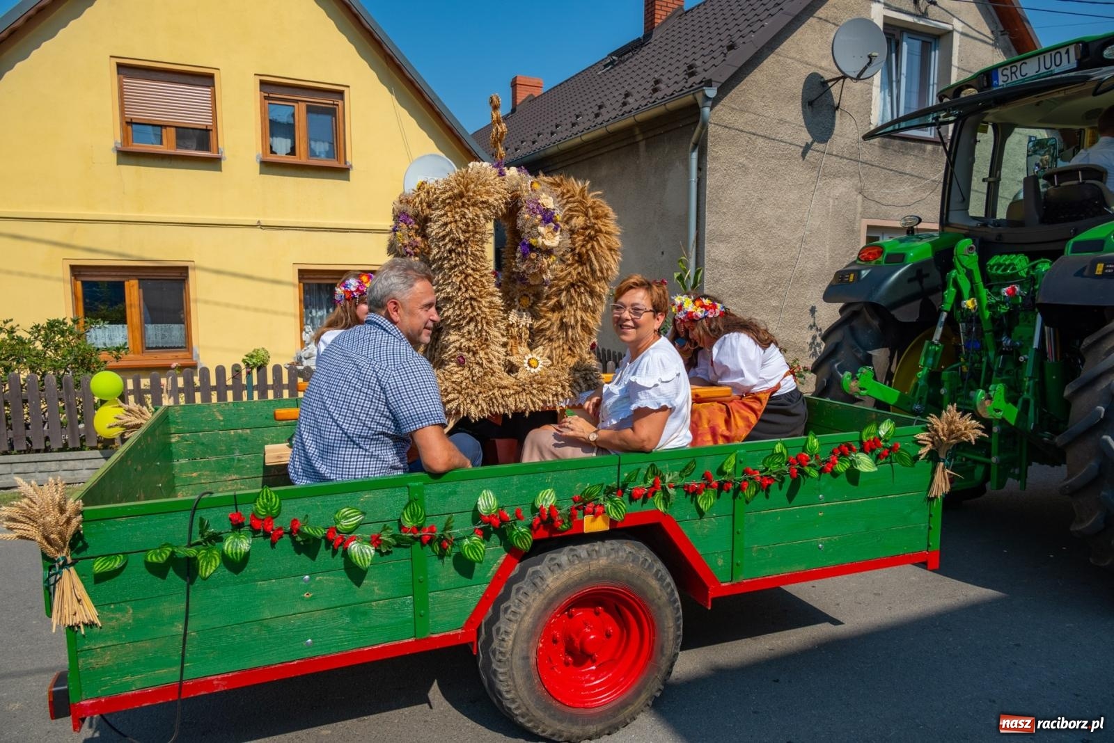 Zdjęcie w galerii na portalu naszraciborz.pl: Wielkie święto w niewielkich Żerdzinach. Dożynki gminy Pietrowice Wielkie [FOTO i WIDEO] wiadomości z regionu