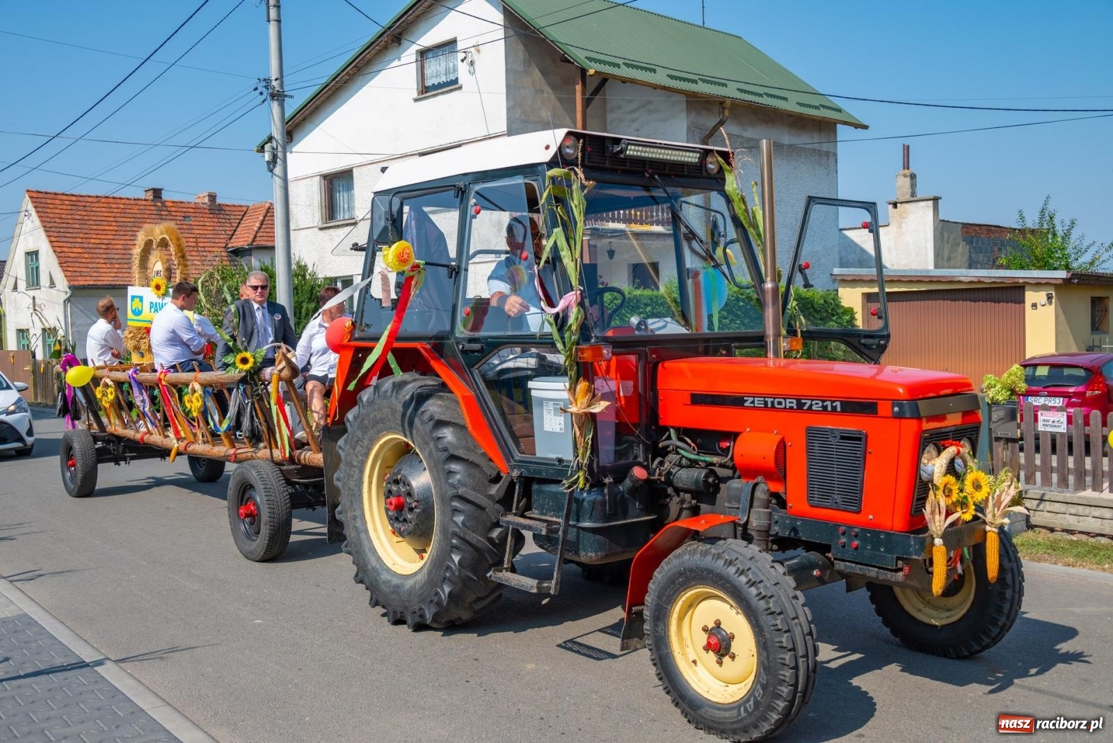 Zdjęcie w galerii na portalu naszraciborz.pl: Wielkie święto w niewielkich Żerdzinach. Dożynki gminy Pietrowice Wielkie [FOTO i WIDEO] wiadomości z regionu