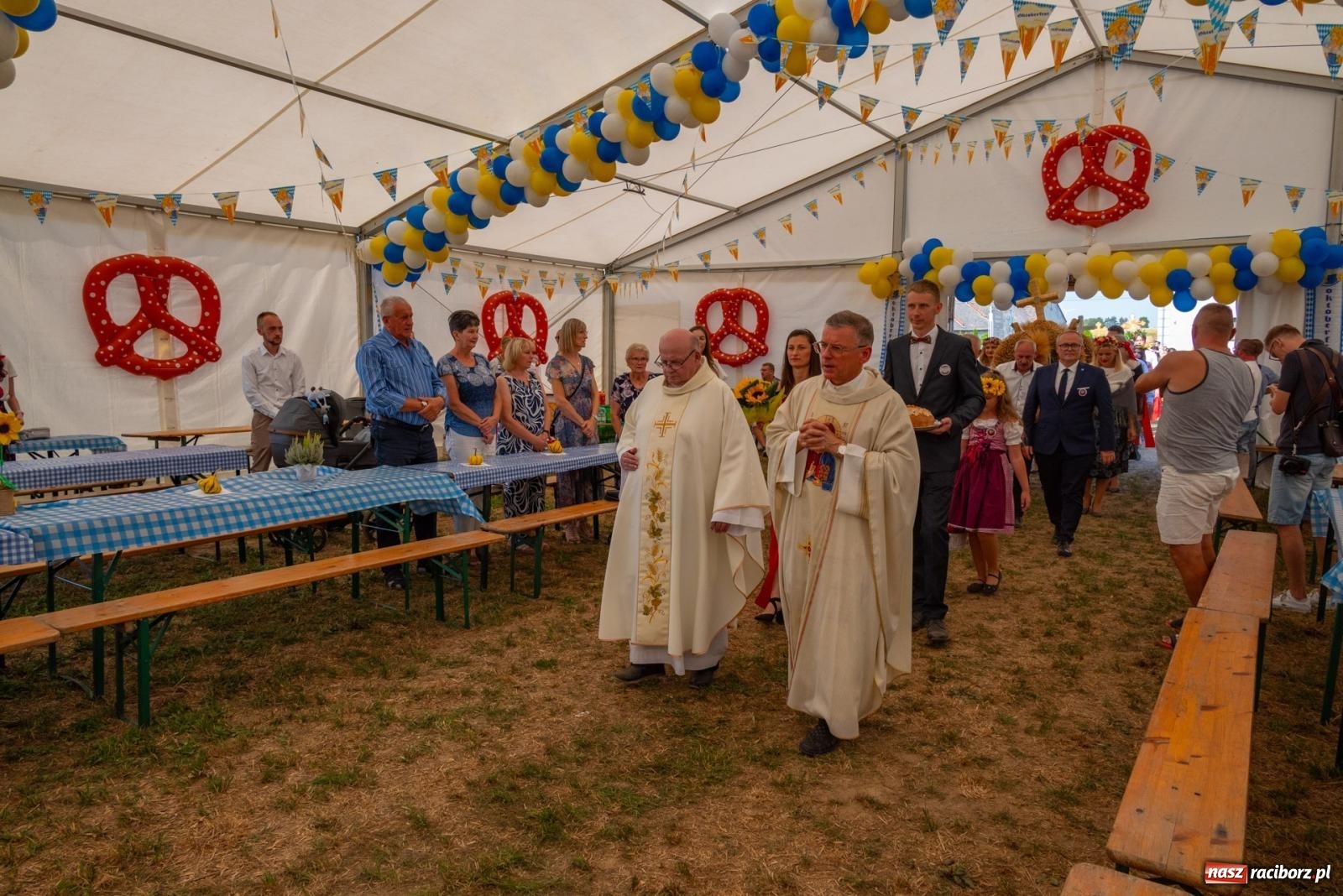 Zdjęcie w galerii na portalu naszraciborz.pl: Wielkie święto w niewielkich Żerdzinach. Dożynki gminy Pietrowice Wielkie [FOTO i WIDEO] wiadomości z regionu