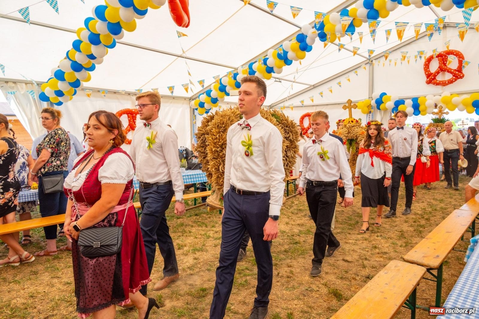 Zdjęcie w galerii na portalu naszraciborz.pl: Wielkie święto w niewielkich Żerdzinach. Dożynki gminy Pietrowice Wielkie [FOTO i WIDEO] wiadomości z regionu
