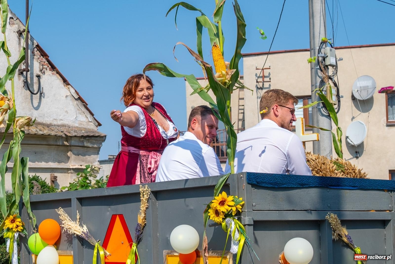 Zdjęcie w galerii na portalu naszraciborz.pl: Wielkie święto w niewielkich Żerdzinach. Dożynki gminy Pietrowice Wielkie [FOTO i WIDEO] wiadomości z regionu