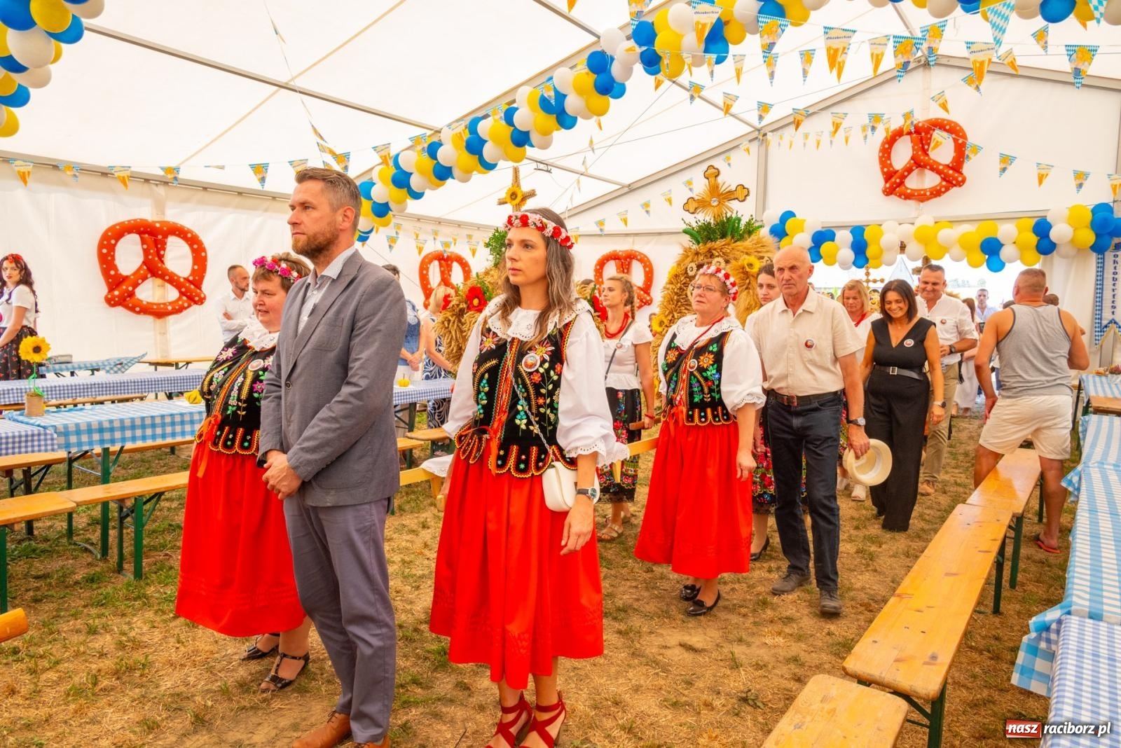 Zdjęcie w galerii na portalu naszraciborz.pl: Wielkie święto w niewielkich Żerdzinach. Dożynki gminy Pietrowice Wielkie [FOTO i WIDEO] wiadomości z regionu