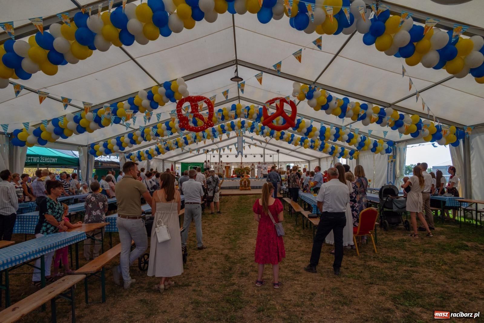 Zdjęcie w galerii na portalu naszraciborz.pl: Wielkie święto w niewielkich Żerdzinach. Dożynki gminy Pietrowice Wielkie [FOTO i WIDEO] wiadomości z regionu