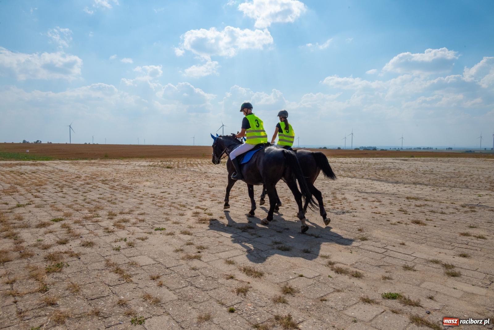 Zdjęcie w galerii na portalu naszraciborz.pl: Szlakiem cesarskich kurierów. Rajtowanie w Gamowie  wiadomości z regionu