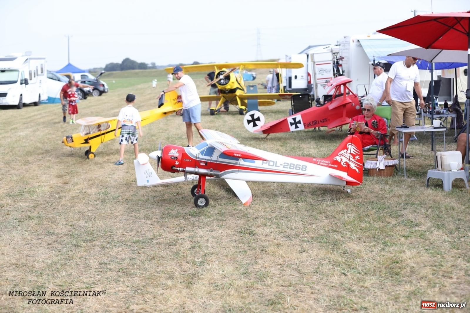 Zdjęcie w galerii na portalu naszraciborz.pl: XVII Międzynarodowy Piknik Modelarski w Raciborzu. W niedzielę drugi dzień pokazów wiadomości z regionu