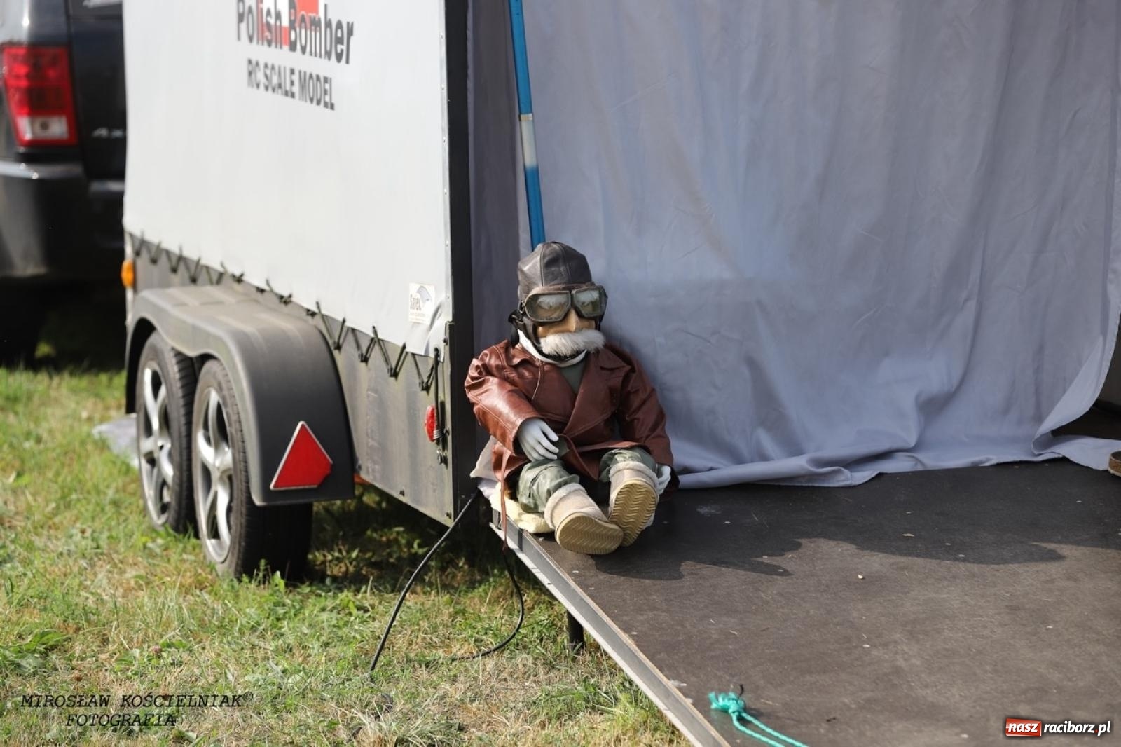 Zdjęcie w galerii na portalu naszraciborz.pl: XVII Międzynarodowy Piknik Modelarski w Raciborzu. W niedzielę drugi dzień pokazów wiadomości z regionu