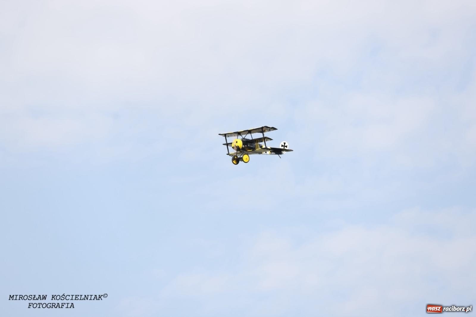 Zdjęcie w galerii na portalu naszraciborz.pl: XVII Międzynarodowy Piknik Modelarski w Raciborzu. W niedzielę drugi dzień pokazów wiadomości z regionu