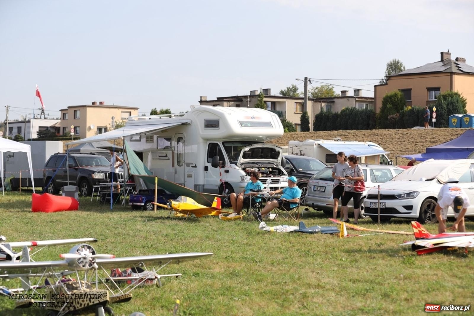 Zdjęcie w galerii na portalu naszraciborz.pl: XVII Międzynarodowy Piknik Modelarski w Raciborzu. W niedzielę drugi dzień pokazów wiadomości z regionu