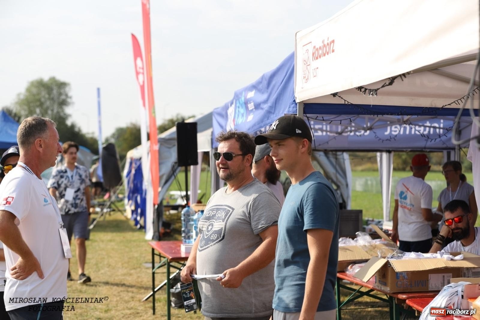 Zdjęcie w galerii na portalu naszraciborz.pl: XVII Międzynarodowy Piknik Modelarski w Raciborzu. W niedzielę drugi dzień pokazów wiadomości z regionu