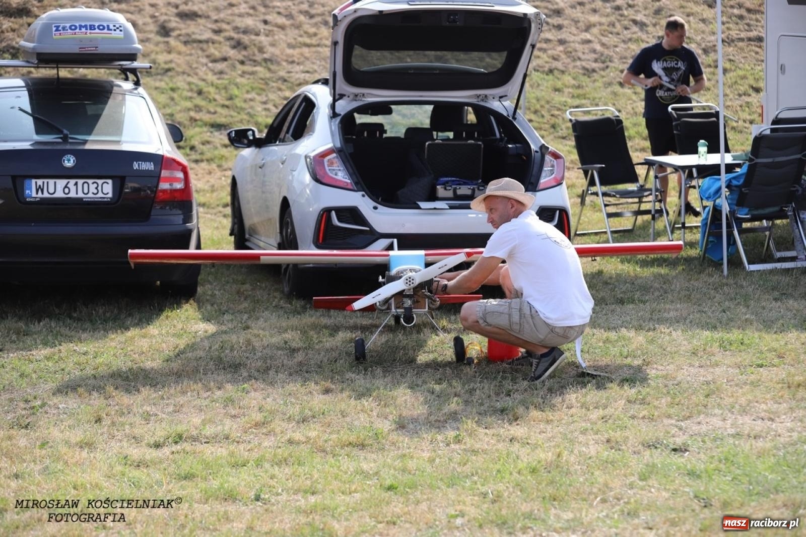 Zdjęcie w galerii na portalu naszraciborz.pl: XVII Międzynarodowy Piknik Modelarski w Raciborzu. W niedzielę drugi dzień pokazów wiadomości z regionu