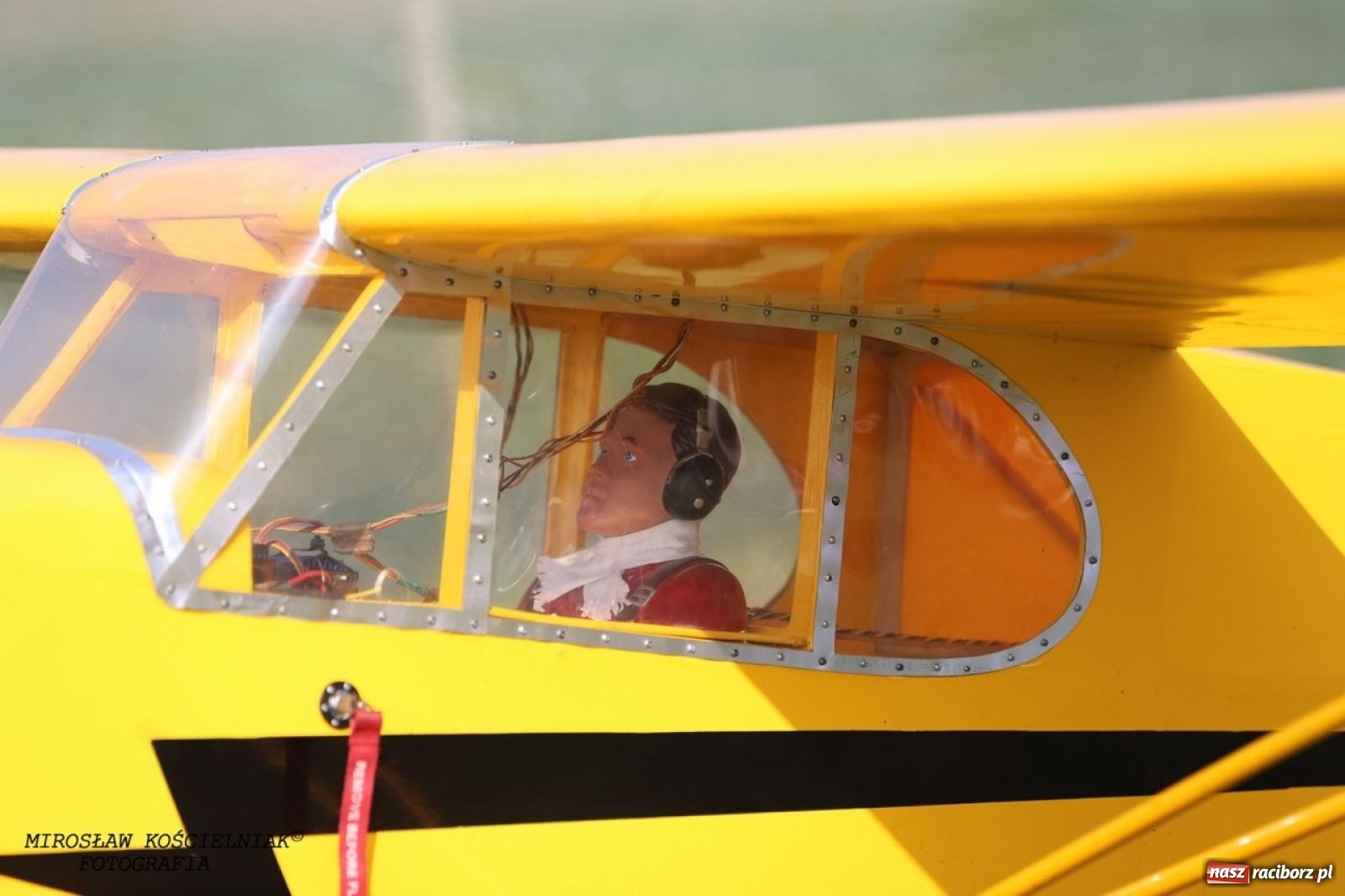 Zdjęcie w galerii na portalu naszraciborz.pl: XVII Międzynarodowy Piknik Modelarski w Raciborzu. W niedzielę drugi dzień pokazów wiadomości z regionu