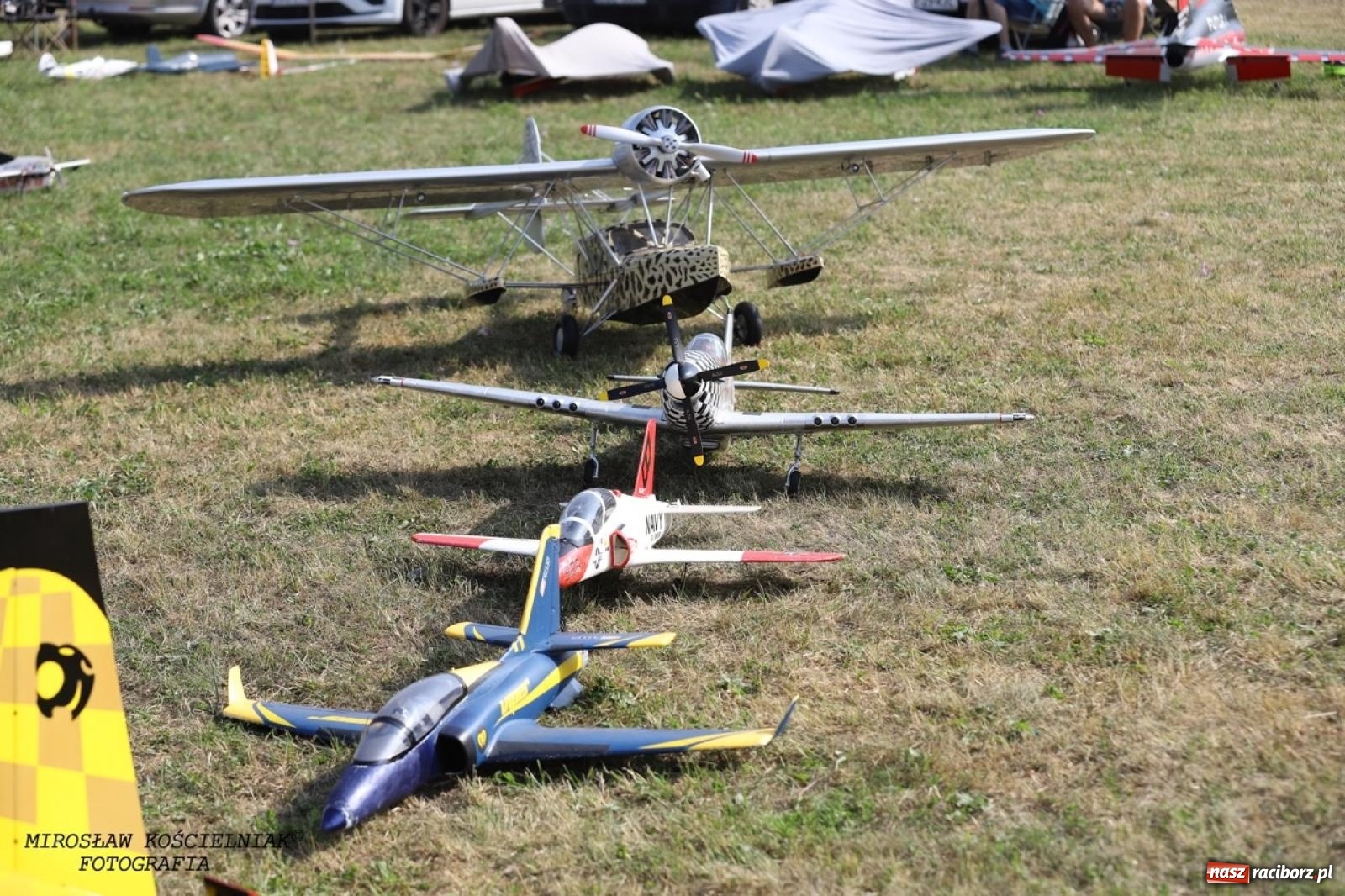 Zdjęcie w galerii na portalu naszraciborz.pl: XVII Międzynarodowy Piknik Modelarski w Raciborzu. W niedzielę drugi dzień pokazów wiadomości z regionu