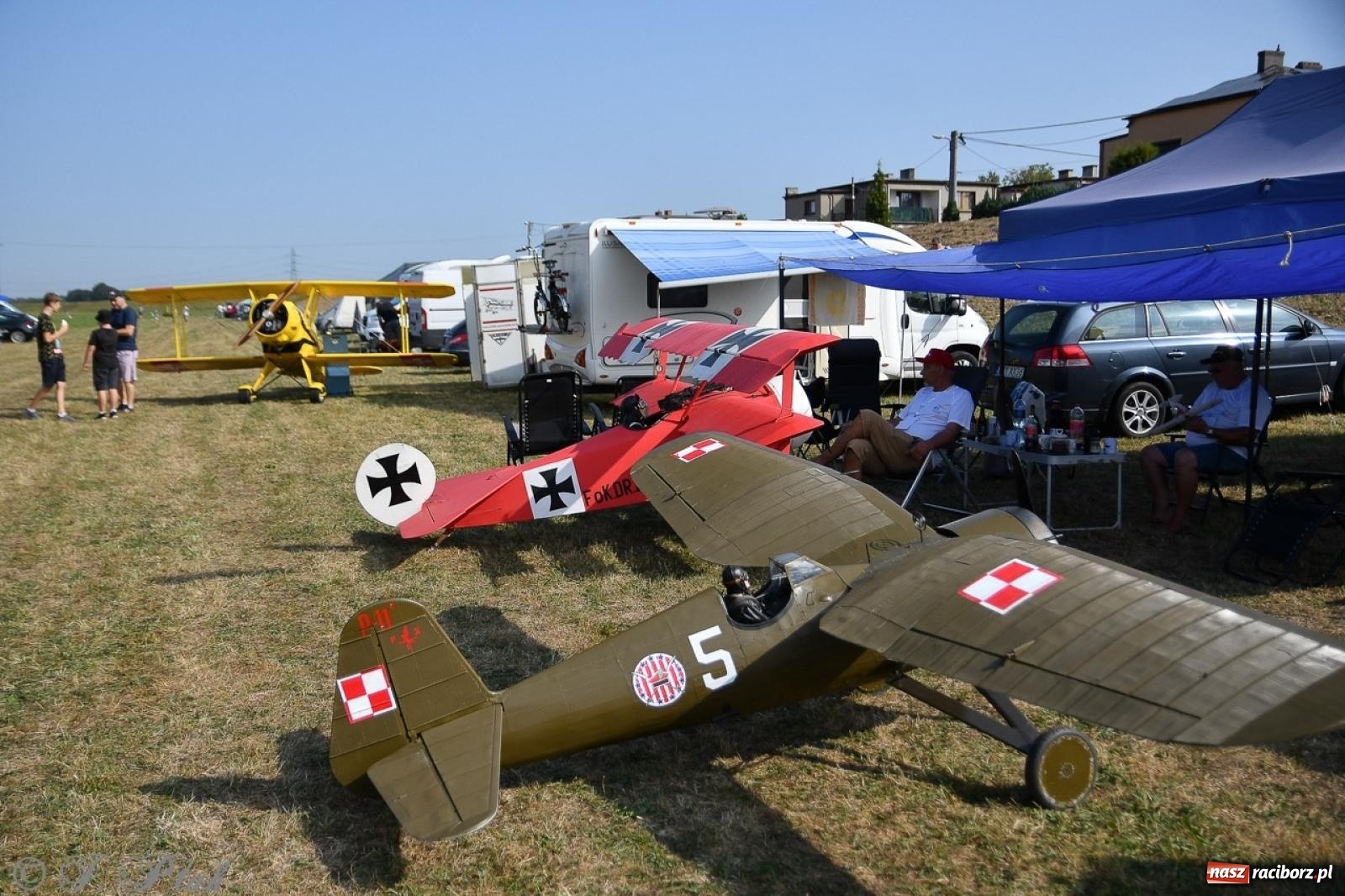 Zdjęcie w galerii na portalu naszraciborz.pl: XVII Międzynarodowy Piknik Modelarski w Raciborzu. W niedzielę drugi dzień pokazów wiadomości z regionu