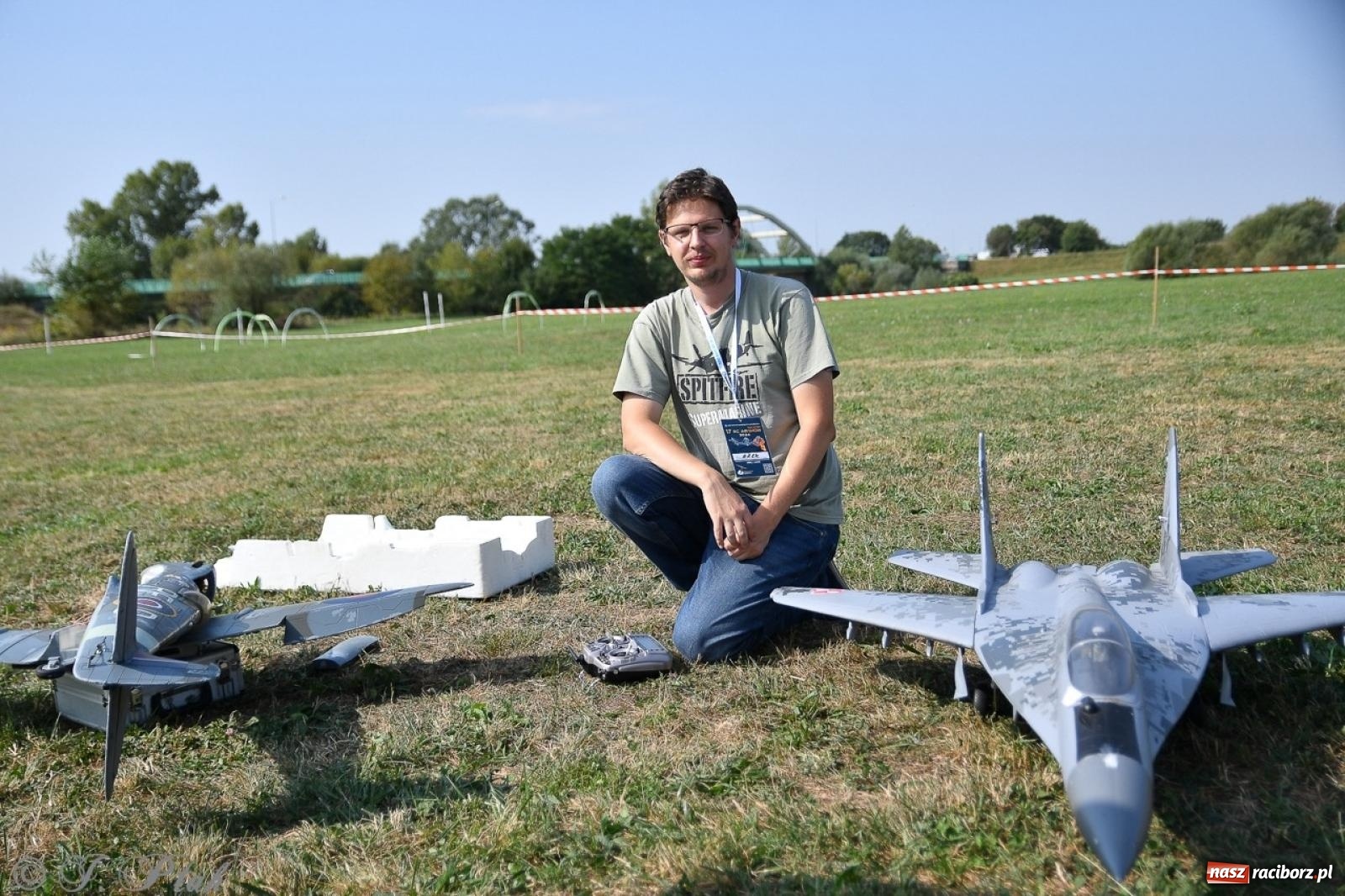 Zdjęcie w galerii na portalu naszraciborz.pl: XVII Międzynarodowy Piknik Modelarski w Raciborzu. W niedzielę drugi dzień pokazów wiadomości z regionu